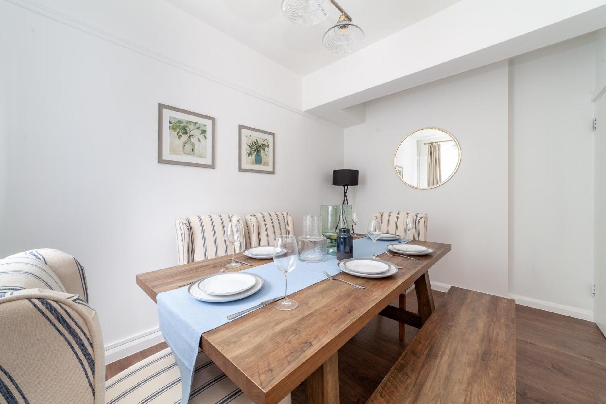 Appartamento Comfortable Welcoming 3br House Wbalcony, South Londra