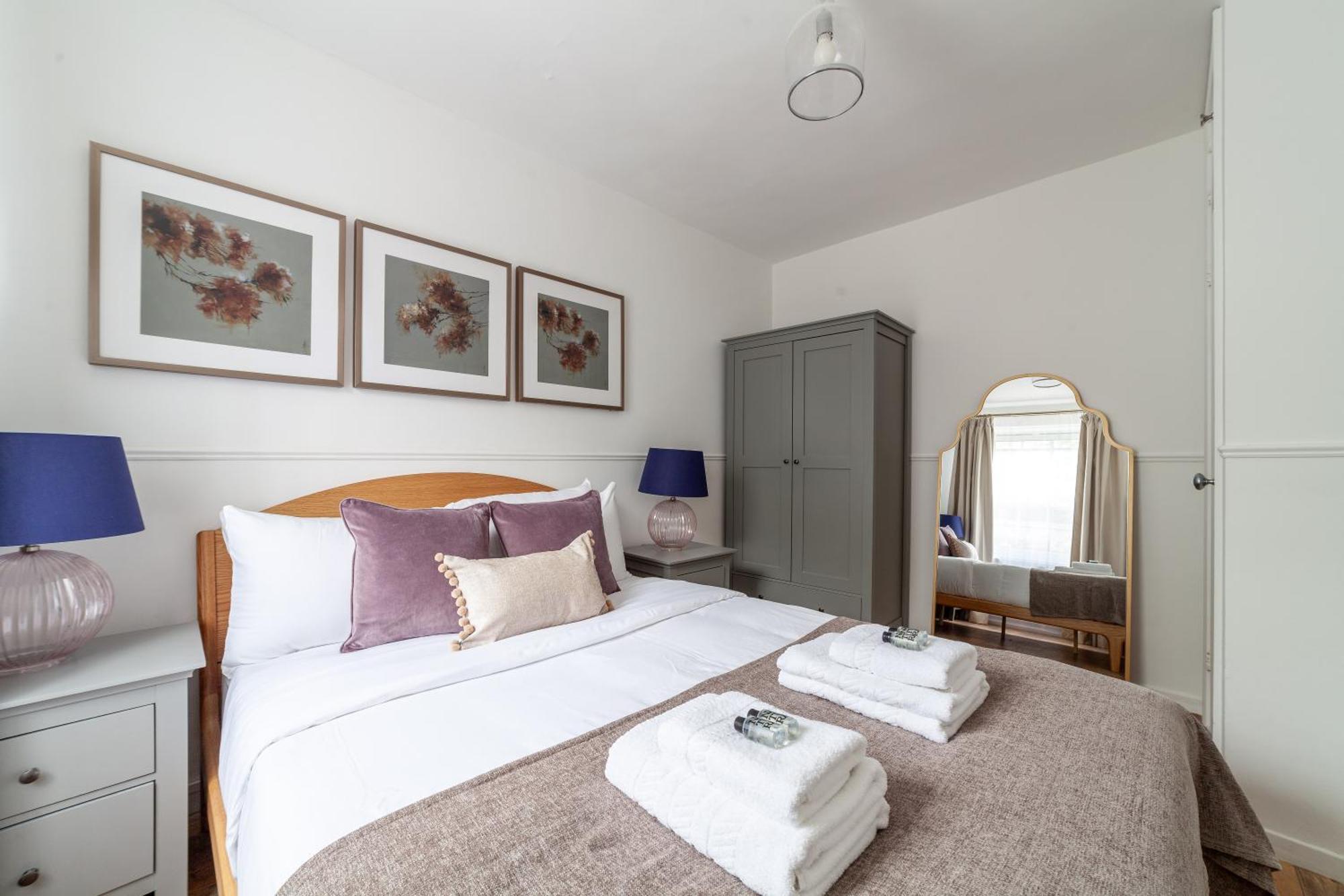 Comfortable Welcoming 3br House Wbalcony, South Appartamento *